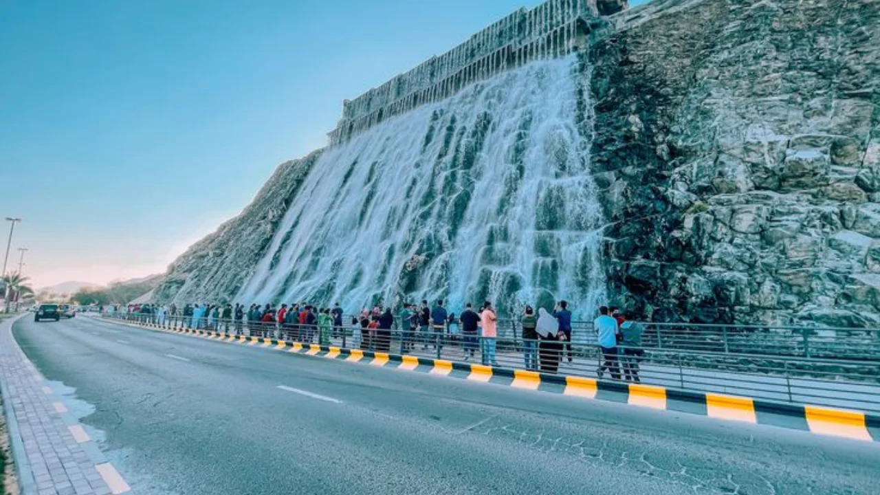khorfakkan waterfall
